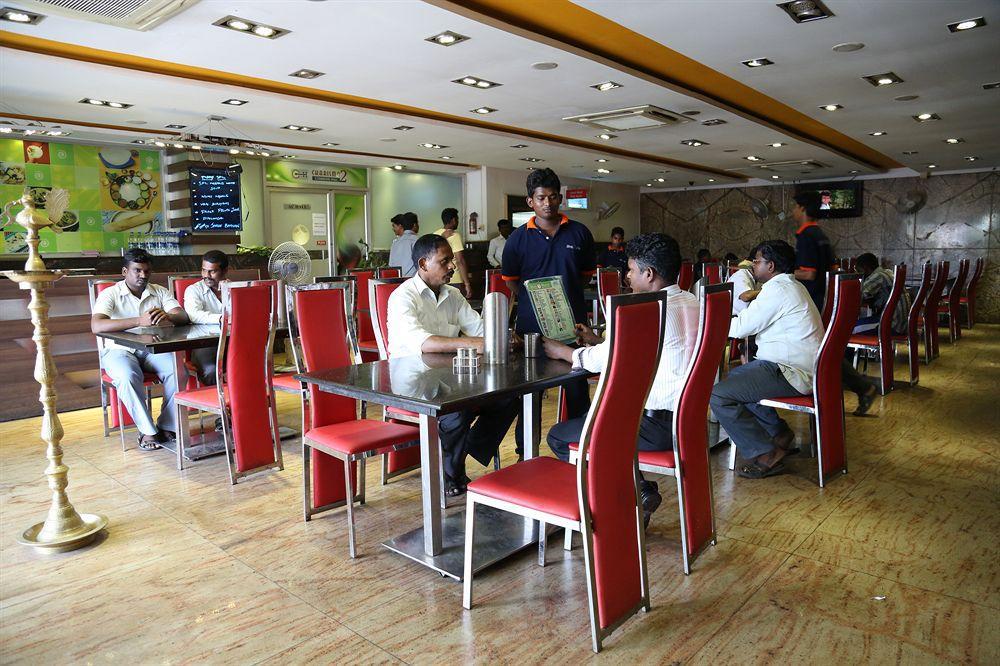 The Retreat Hotel Guduvancheri Bagian luar foto