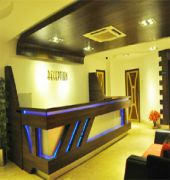 The Retreat Hotel Guduvancheri Bagian luar foto